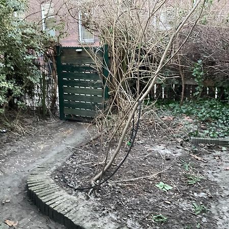 Appartement Tiny House For 2 With Private Garden à Utrecht Extérieur photo